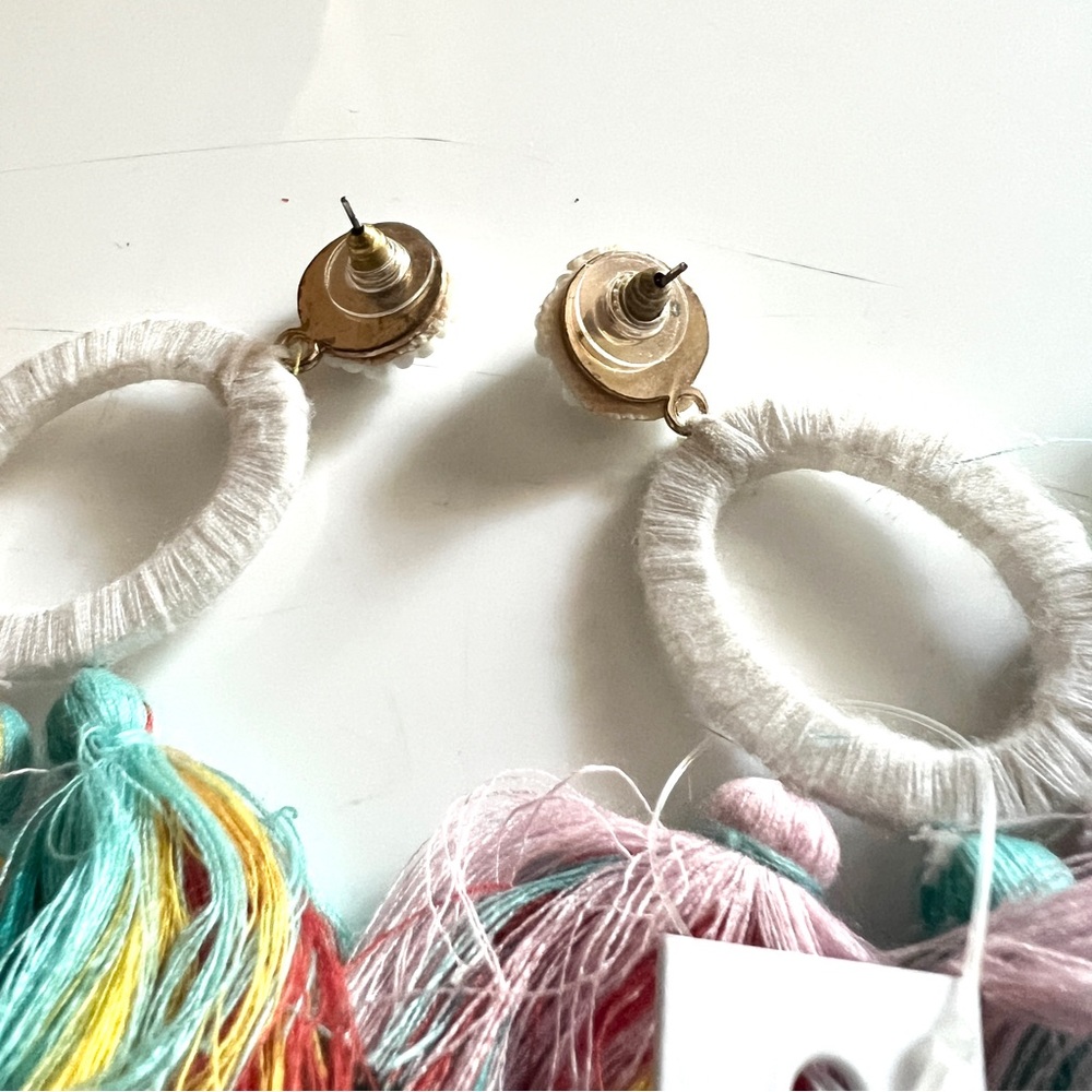 NWT Fringe Tassel Earrings - Picture 4 of 4
